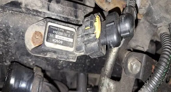 Opel Corsa D Air pressure sensor 0281002844