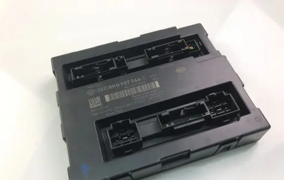 Audi A4 S4 B8 8K Other control units/modules 8K0907064C