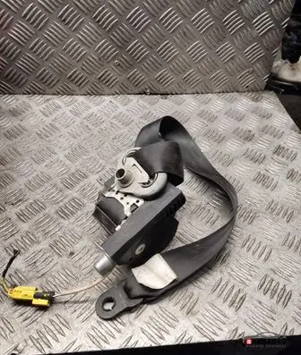 Volkswagen Caddy Front seatbelt 2k5857806b