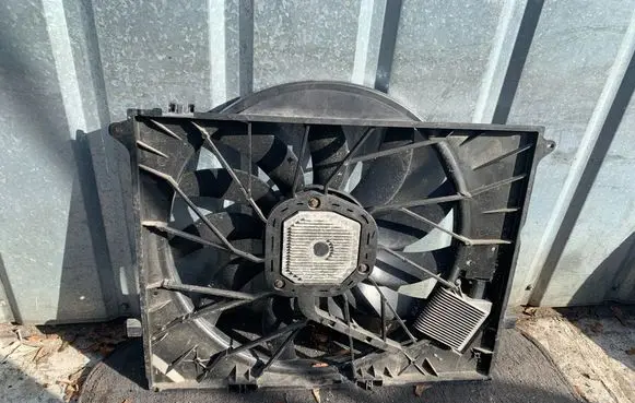 Mercedes-Benz CL C215 Radiator cooling fan shroud 