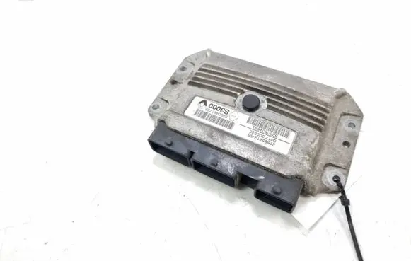 Renault Clio III Engine control unit/module ECU 8200504593 SILNIKA