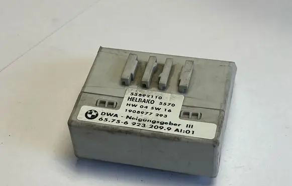BMW 3 E46 Yaw turn rate sensor 6923209