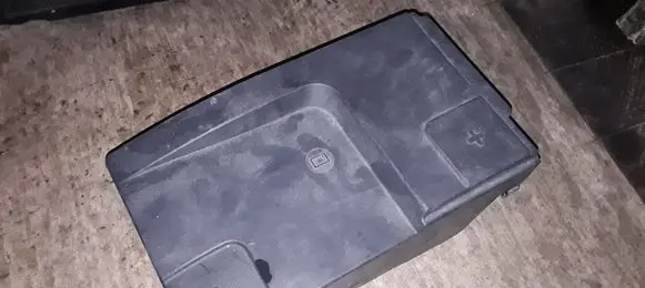 Opel Insignia A Battery box tray cover/lid 12772394