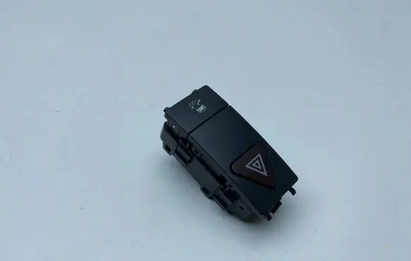 Mercedes-Benz E W212 Hazard light switch 2128206910 3369.2102