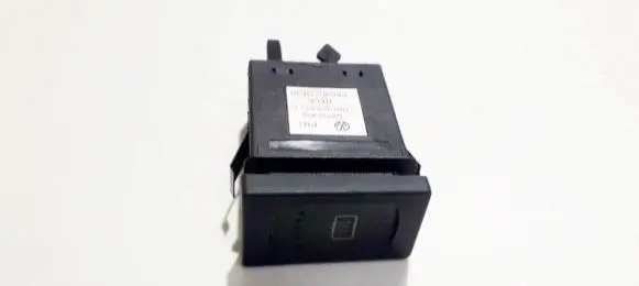 Volkswagen PASSAT B5 Windscreen/window heater switch 3b0959621c