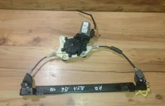 Alfa Romeo 156 Sliding door window regulator with motor