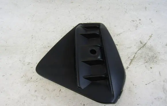 Audi Q4 e-tron Front bumper lower grill 89A807681