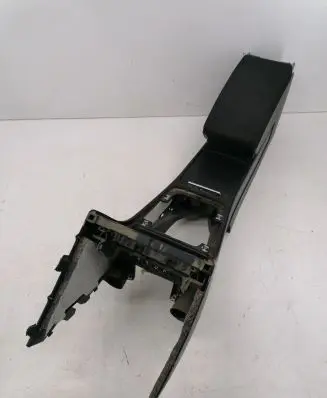 Volkswagen PASSAT B6 Center console 3C1863241
