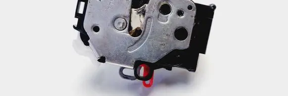 Opel Combo D Loading door lock 51910357