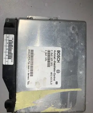 BMW 7 E38 ABS control unit/module 0265109021 1164131