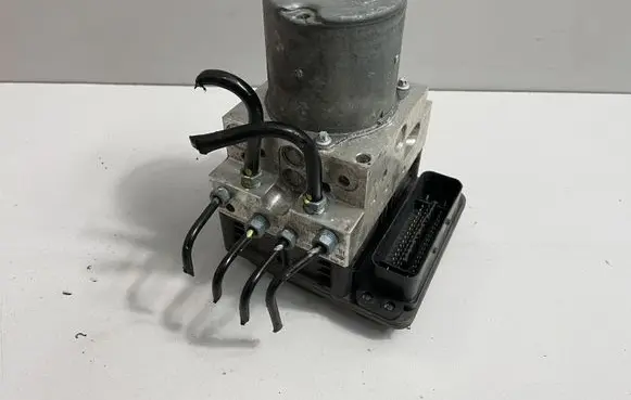 BMW X6 E71 ABS Pump 6854055 6854057