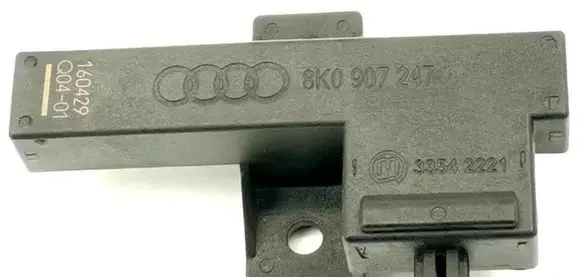 Audi A8 S8 D2 4D Keyless system antenna 8K0907247