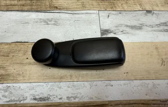 Peugeot 207 Rear door window winding handle 9653797777