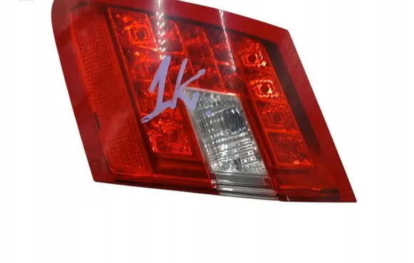 Mercedes-Benz E W212 Tailgate rear/tail lights A2129060458