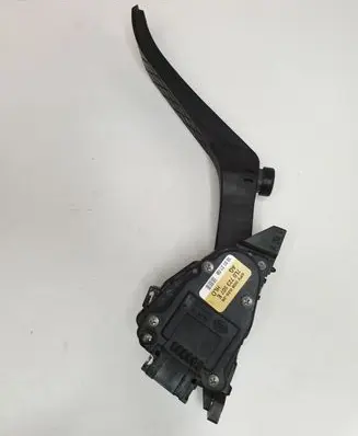 Audi Q7 4L Accelerator throttle pedal 7L0723507E