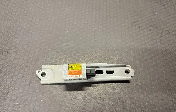 Lexus RX 330 - 350 - 400H Airbag deployment crash/impact sensor 8983048020 1879000721