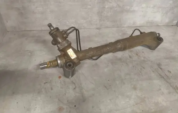 Suzuki Grand Vitara II Steering rack 65J5 7425028
