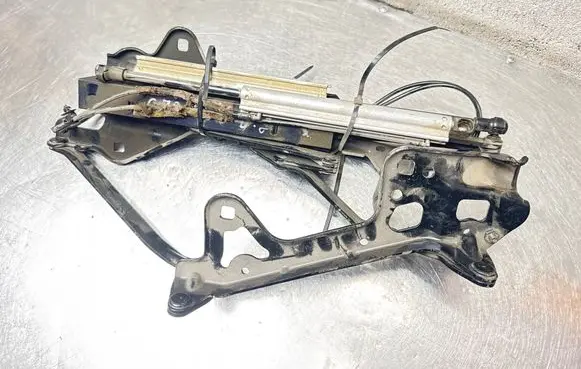Volvo C70 Tailgate/trunk strut/damper 09466636 R011107