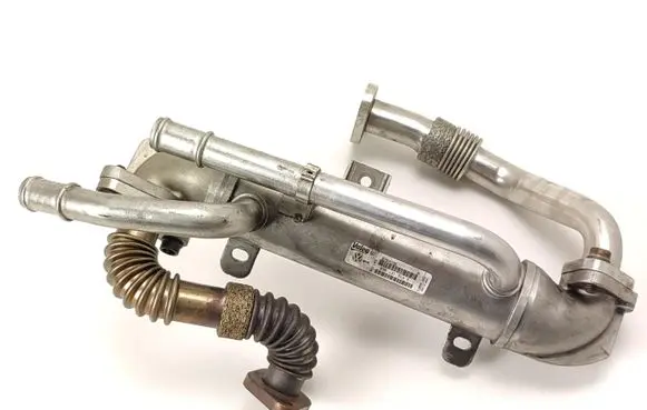 Audi A4 S4 B9 8W EGR valve cooler 038131513S