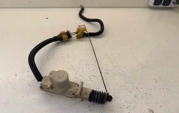 Volkswagen Transporter - Caravelle T5 Electric sliding door switch 04300084 0500300 418404