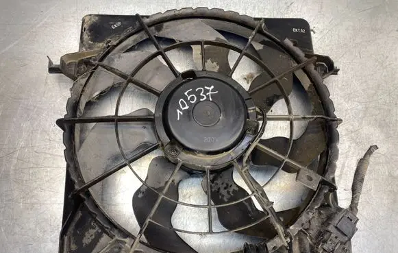 KIA Ceed Radiator cooling fan shroud