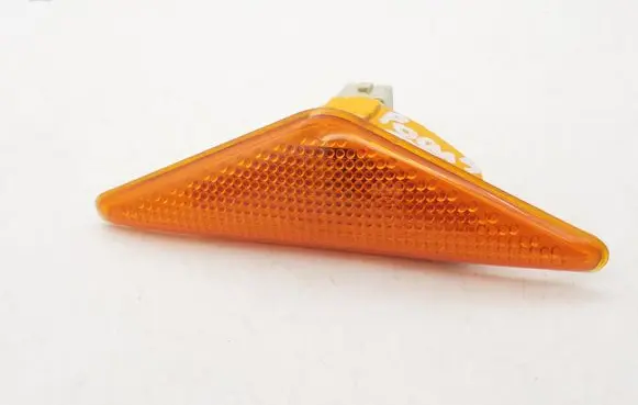 Ford Focus Front fender indicator light XS4H3K354A