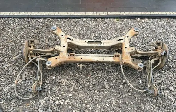 Hyundai Tucson TL Rear axle beam 