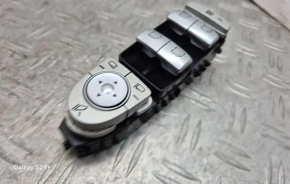 Electric window control switch