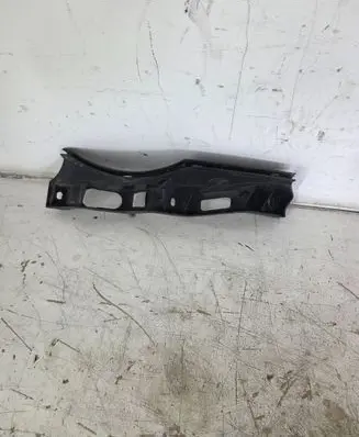 Volkswagen PASSAT B6 Front bumper mounting bracket 3C0807890