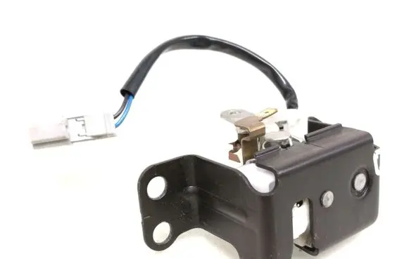 Honda CR-V Tailgate window lock/catch/latch 