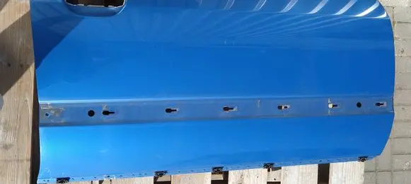 Audi A8 S8 D2 4D Front door
