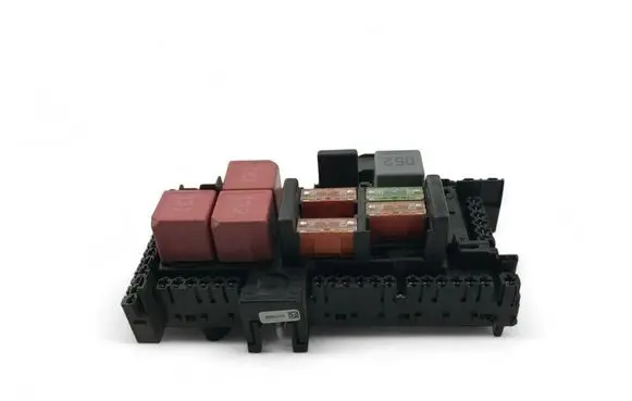 Mercedes-Benz C W205 Fuse box set A2059068501