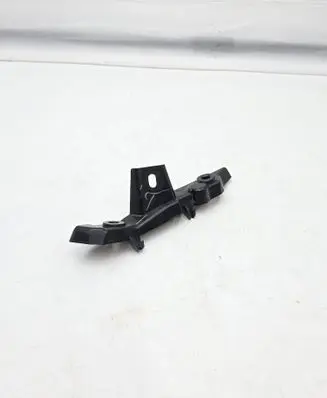 BMW 2 G42 Front splash guards bracket 8497288