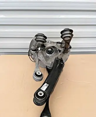 BMW X3M F97 Stub axle 8092079