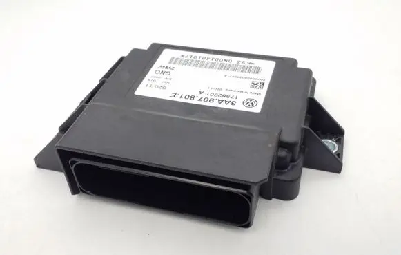 Volkswagen PASSAT B7 Hand brake control module 3AA907801E 17982901A