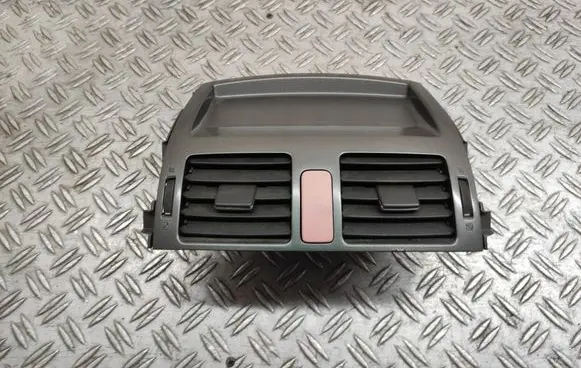 Toyota Auris 150 Dash center air vent grill 11GY06