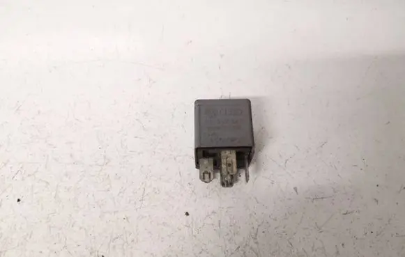 Seat Alhambra (Mk1) Other relay 191927841 v23134-a52-x196