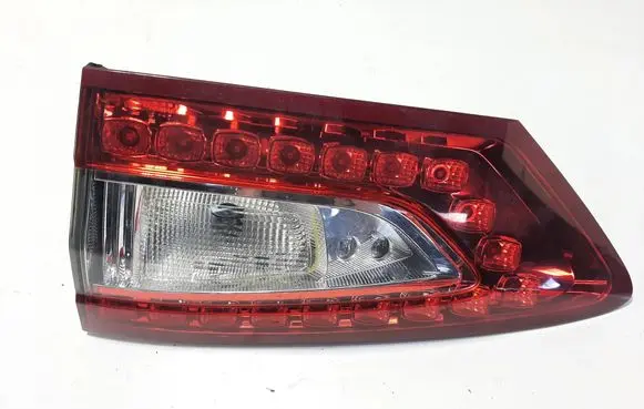Ford Mondeo MK V Tailgate rear/tail lights DS7313A602GG
