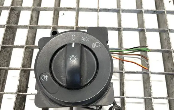 Other switches/knobs/shifts