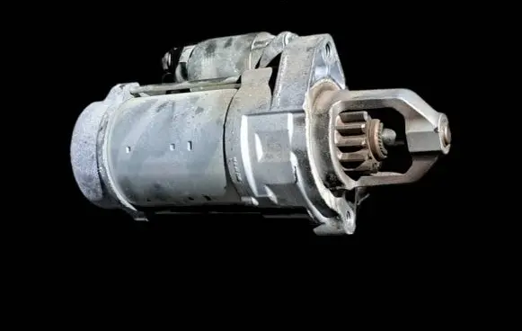 BMW M5 F90 Starter motor 8657337