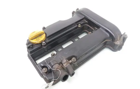 Opel Corsa C Rocker cam cover 24403771