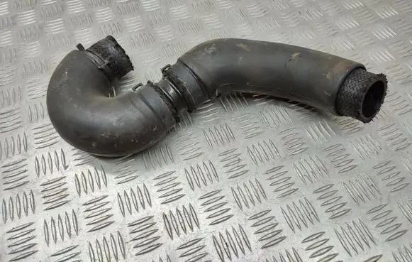Hyundai Santa Fe Intercooler hose/pipe