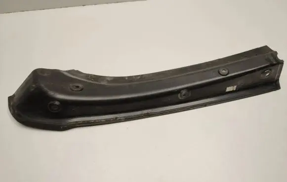 Mercedes-Benz ML W166 Rear light trim A1666930117