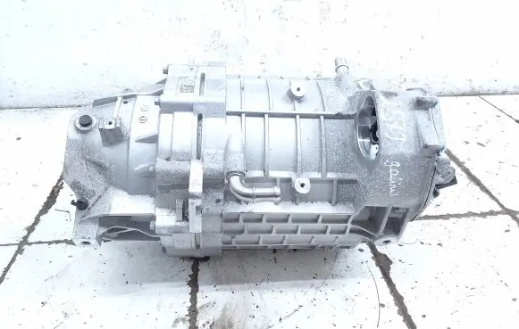 Polestar 2 Electric car motor P1216734 32362815