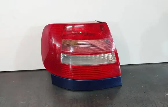 Audi A4 S4 B5 8D Rear/tail lights 8D0945095G