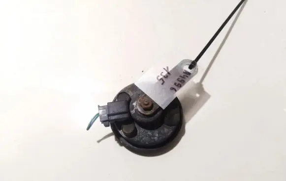 Toyota Avensis T250 Horn signal