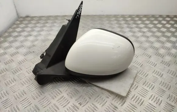 Fiat 500L Front door electric wing mirror