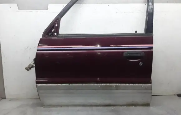 Mitsubishi Pajero Front door