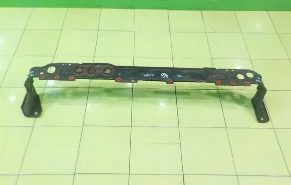 Ford Focus Front bumper support beam 