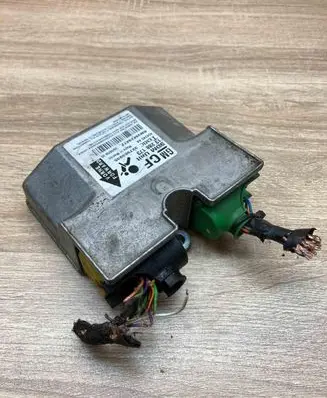 Opel Zafira B Airbag control unit/module 13288173 WITHPLUG